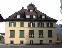 Altes Schulhaus Dietfurt.JPG